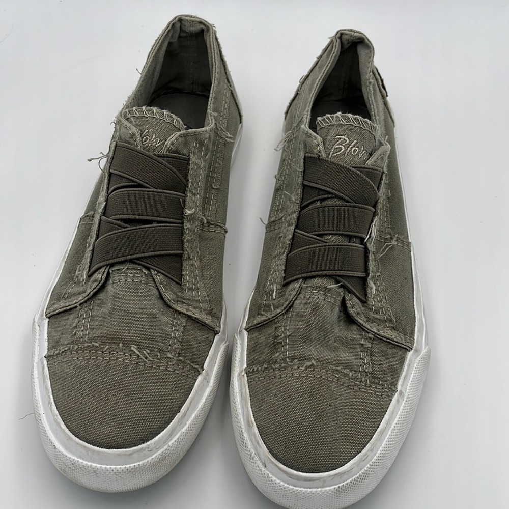 Blowfish green slip on sneaker